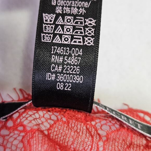 NEW Victorias Secret Set Chemise Nightie XL V-String Panties L Red Lace Satin - Picture 10 of 14